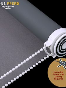 SIMONS PFERD | Easy Installation Blackout Roller Shade
