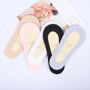 ถุงเท้าแบบสวมลำลองสำหรับผู้หญิง ผ้าไหมน้ำแข็ง เบเกอรี่ ถุงเท้ากันลื่นแบบบาง ฤดูใบไม้ผลิและฤดูร้อน ถุงเท้าแบบสวมครึ่งนิ้ว