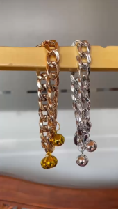 Kalung Kucing Rantai Bahan Akrilik 3 Lonceng