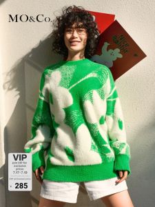 MO&Co. | Floral Feather Yarn Fluffy Thick Christmas Design Womens Sweater