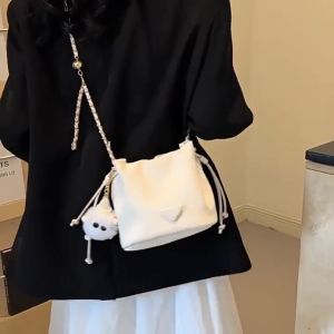 Túi Xách Đeo Vai 3 Màu Đa Dạng Chất Vải Chống Trầy Miệng Túi Lớn Chứa Nhiều Đồ Thích Hợp Đi Chơi