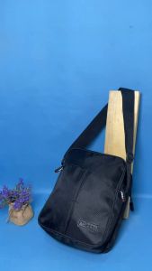 Tas Selempang Polos Hitam Multifungsi Casual PEGE Lucius SlingBag Bahu Pria - PG 9043