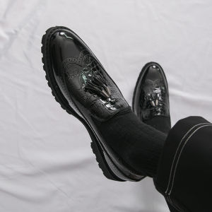 British Floral Block Color Brogue Shoes Mens Fashion Black White Pointed Toe Studio Wedding Photography Best Man Shoes