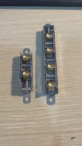 Phụ kiện cửa lùa Bánh xe đồng 2 bánh và 4 bánh cửa lùa xingfa 55cửa lùa 55 vát cạnh bánh xe đồng xịn lùa cho cửa sổcửa đi nhôm kính