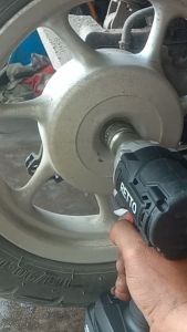 COD impact jld tools model Retto CORDLESS IMPACT WRENCH BRUSHLESS RETTO R391RJ FREE 2 BATRE HARGA PROMO impek wrens spt jld bor baterai bolak balik pembuka baut bisa cod 2 batre