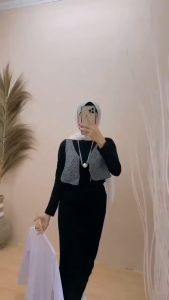 PROMO BAJU MANSET LENGAN PANJANG  COCOK UNTUK PEMAKAIAN S  M  L XL - MANSET LENGAN PANJANG WANITA - MANSET LEHER TINGGI BAHAN KAOS - MANSET LEHER TINGGI MURAH -  MANSET PUTIH & HITAM NIKI FASHION