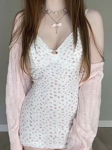 เดรสชุดนอน เดรสรัดรูป เดรสสายเดี่ยว กระโปรงสั้น แขนกุด คอวีลึก