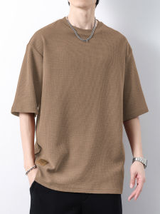 เสื้อยืดแขนสั้นผู้ชายเฮฟวี่เวทห้าส่วนคอกลมสีทึบฤดูร้อนแฟชั่นครึ่งแขนเยาวชนผ้าฝ้ายที่ใช้งาน โพลีเอสเตอร์ ผสม