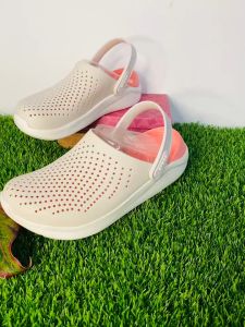 รองเท้าเเตะ Cross Lite Ride size M4--M11จัดส่งทุกวัน 1-3 วันจะได้รับสินค้าD2023