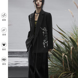 New Chinese Style Plum Blossom Embroidery Black Loose Fit Early Spring Wool Coat