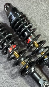 Phuộc sau đen ty vàng cho Sirius kiểu RCB MS08