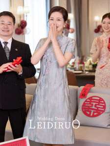 Elegant Retired Womens Cheongsam Wedding Dress Chinese Style High Young Quality New Model Breathable Short Sleeve Floral Pattern