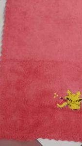 Handuk Motif Unik Microfiber: Pilihan Tepat untuk Salon & Rumah