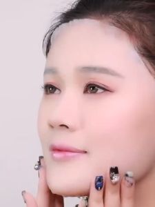 mặt nạ Dưỡng Trắng Da Thải Sạch Bã Nhờn Thu Nhỏ Lỗ Chân Lông cấp nước ủ trắng mặt