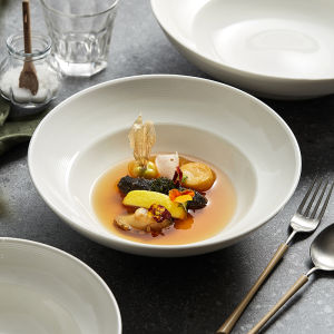 Large 9-Inch Ceramic Deep Soup Bowl Japanese Style round Shape Dishwasher Safe Ideal for Home Use And Serving Soup