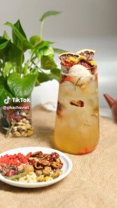 Trà thảo mộc dưỡng nhan Hoàng Gia 180 g