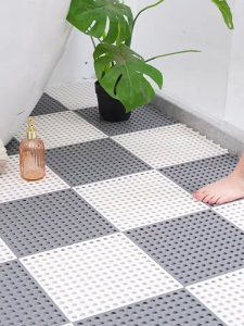 Anti Slip Floor Mat/Interlocking PVC Bathroom Toilet Mat/Bathroom Anti-Slip MatApplies toKitchen - /Toilet / Anti-Slip Mat / Floor Mat / Bathroom (Ready Stock )浴室防滑墊