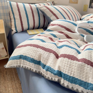 Kiss Dear | Simplicity Skin-Friendly Bedding Set For Master Bedroom