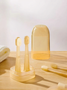 SHI YUE JIE JING | Tongue Cleaner and Baby Toothbrush