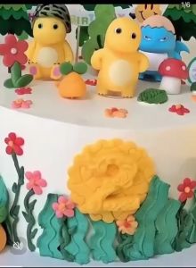 PAJANGAN NAILONG KUNING BISA UNTUK KUE ULANG TAHUN ISI 7PCS MINI FIGURE NAILONG
