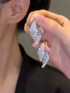 Luxurious Leaf Shaped Full Diamond Womens Earrings Pure Silver Needle Versatile High-End Heavy-Duty Fashion Jewelry Accessories