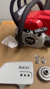 Máy cưa xích KAVI 180 Pro (Sẵn sên lam tặng kèm nhớt KAVI 2 nắp đỏ 1L)