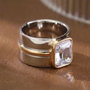 Simple Two-Color Square Artificial Gemstone Copper Jewelry Ring for Ladies. Suitable for Daily Wear and Commuting.