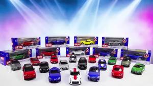 Caipo Toy Alloy Car 1:34 Toyota Camry Car Warrior Sound Two-Door Decoration Model Car Model
