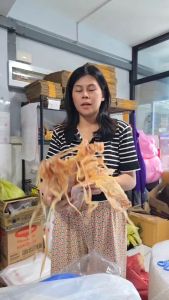 ปลาหมึกแห้ง (ตัวใหญ่ 40-50cm.) จากภาคใต้ น้ำหนัก 500 กรัม และ 1 กิโลกรัม ปลาหมึกหอม เนื้อดี ทานอร่อย