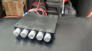 Modul papan amplifier digital Bluetooth 2.1 saluran nada tinggi dan rendah bass berat daya tinggi MT21