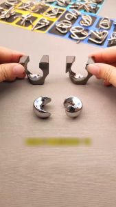 Đồ chơi quả cầu kim loại sáng tạo phát triển tư duy