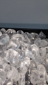 (SG Seller Ready Stocks) Premium Grade Natural Clear White Quartz Gravel 100g (High Clarity) 收藏级天然白水晶碎石 100克 (高透体)