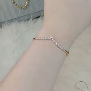 Gelang Fuji Titanium Viral Murah Permata Later V Simpel Ala Korea Terbaru 2024