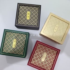 Elegant Hollow out Gold Craft Jadeite Packaging Box Luxury Bracelet Case Jewelry Storage for Fashion Accessories And Watches