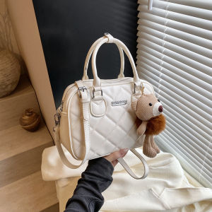 Black Diamond Grid Boston Bag Womens Shoulder Bag 2025 New Autumn Luxury Small Luxury High-End Feelings Single Shoulder Bag