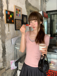 NIHAOKANONG | Bộ Áo Thun Ôm Body Tay Ngắn Cổ Tròn Dây Đeo