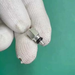 M7 Anti-slip D2 O-Ring Hose Fitting 0.5 Thread Pitch 4mm ID 4mm OD Oil Brake Bleed Adapter Screw M6 ID Automotive Connector