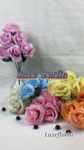 Bunga Mawar Rose Berlin X6: Bunga Plastik Dekorasi untuk Pernikahan