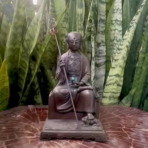 พระกษิติครรภ์ มหาโพธิสัตว์ ตี่ฉั่งอ๊วง ผ่อสัก พุทธจักษุวิชชาลัย จ.นครปฐม -ขนาดบูชา เนื้อโลหะ คฑาถอดได้ อุดมวลสารใต้ฐาน ขนาด สูง 21 ซม และ สูง11ซม หนัก 0.88 กิโลกรัม หายาก พิธีปลุกเสกใหญ่ เบิกเนตรปี 2567 รับประกันแท้ ฟรีผ้ายันต์1ผืน มูลนิธิพุทธจักษุวิชชาลั