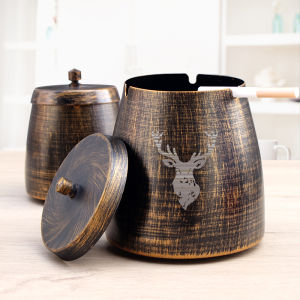 Retro Iron Art Ashtray with Lid Creative Home Living Room Trendy Ashtray Dustproof And Flavorless Metal Ashtray