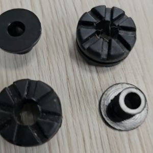 Đèn hậu wave100wave125 các đời bộ 4 nút cao su khâu chống rung hậu