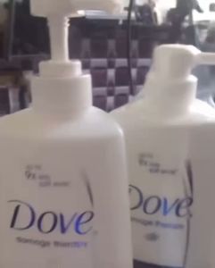 ( 3 in 1 ) Dove shampoo conditioner Lotion Straight And Silky 640ml