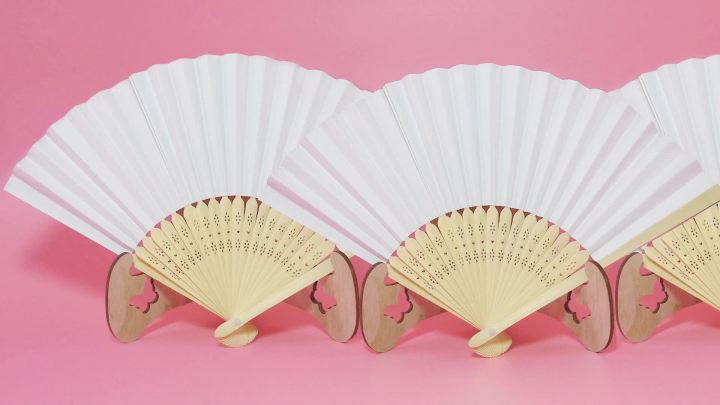 50 Packs White Paper Fans Paper Hand Fan Bamboo Folding Fan Handheld Fan Paper Folded Fan Paper Fan for Wedding Party and Home Decoration