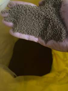 1 Kg Thức Ăn Cá (0.5 mm) Cho cá size cá 7 màu trở lên viên nổi cho cá như:7 màu betta guppy sặc gấm ngựa vằncá vàng 3 đuôi neon Hồng két cá dĩa đuôi kiếm…hạt thức ăn trong và nổi trên mặt nước