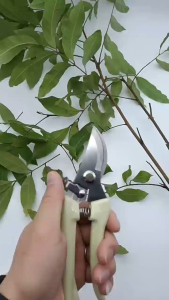 AOJN กรรไกรครัวคุณภาพสูงสำหรับการใช้งานหลายประเภท