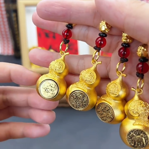 已开光 招财 钥匙扣 十二生肖福禄双全葫芦钥匙扣挂件手工编织汽车钥匙挂绳礼物 Keychain Twelve Chinese Zodiac Signs Double Happiness and Prosperity Gourd Keychain Pendant Hand-woven Car Key Lanyard Gift