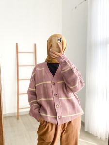 MITCHEL KNIT CARDIGAN: Desain Nyaman untuk Kehangatan