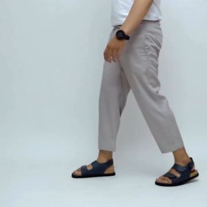 KHOIRUMMAH Celana Sirwal Basic - Celana Panjang Santai - Sirwal Tapared Fit - Light Grey