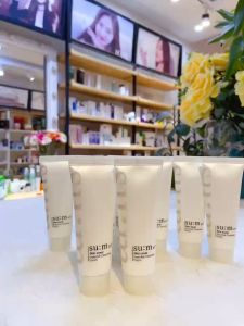 Sữa rửa mặt sạch da dịu nhẹ Su:m37 Skin Saver Essential Cleansing Foam size 40ml