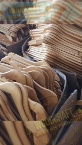 Hanger Kayu Jepit Untuk Celana Gantungan Baju Gantungan Celana